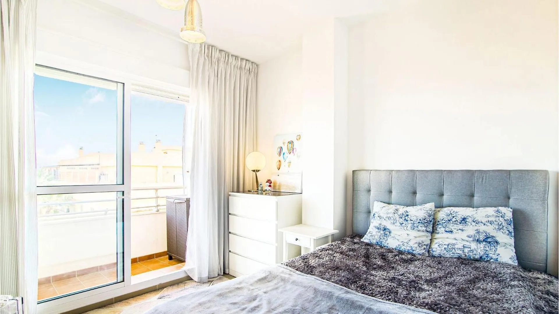 2 Bedroom Cozy Apartment In Sabinillas San Luis de Sabinillas