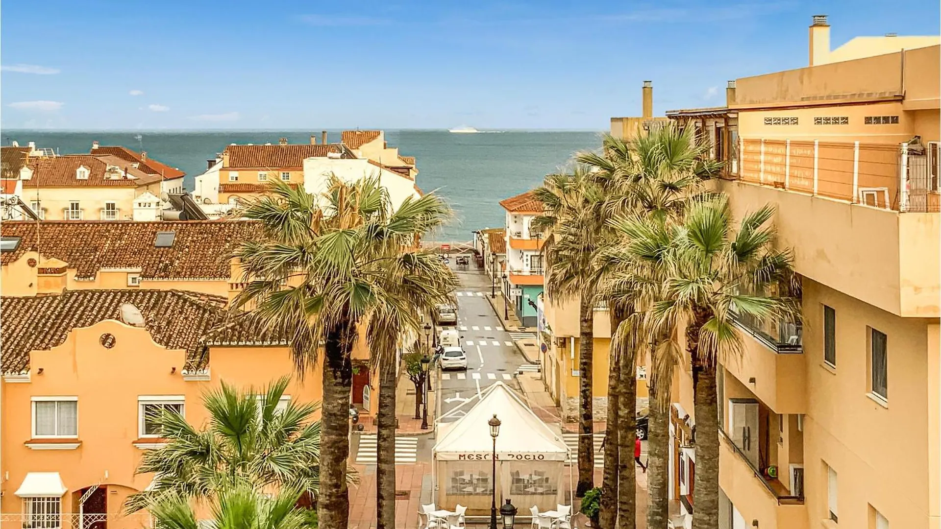 2 Bedroom Cozy Apartment In Sabinillas San Luis de Sabinillas